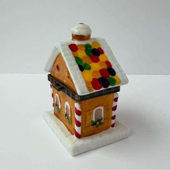 VTG Adorable Ceramic Gingerbread House Man Trinket Box Christmas - Picture 3 of 7